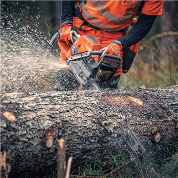 MOTOSIERRA JUGUETE HUSQVARNA CON CASCO Y GUANTES – Talleres Tino maquinaria  agrícola y jardín en Carrizo León